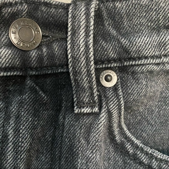 Everlane The Raw Hem Washed Black Denim Skirt 27 - Picture 6 of 6